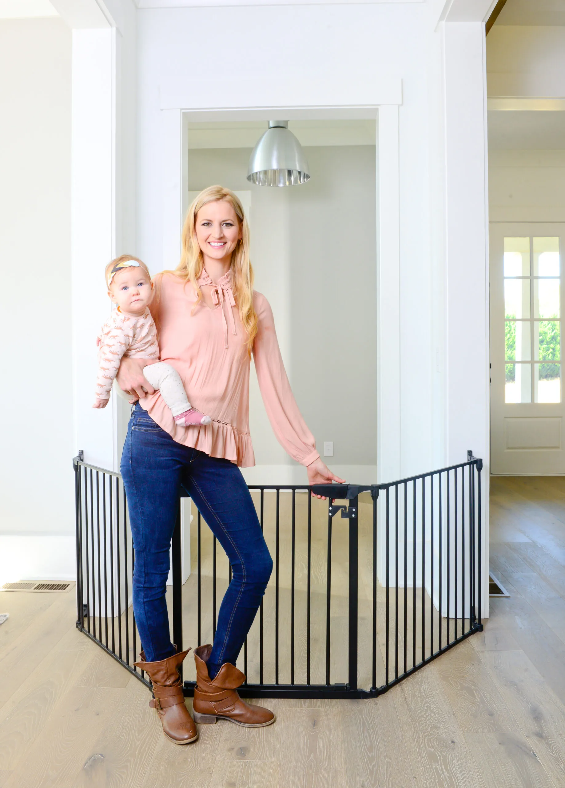 XpandaGate Expandable Gate (EX100)