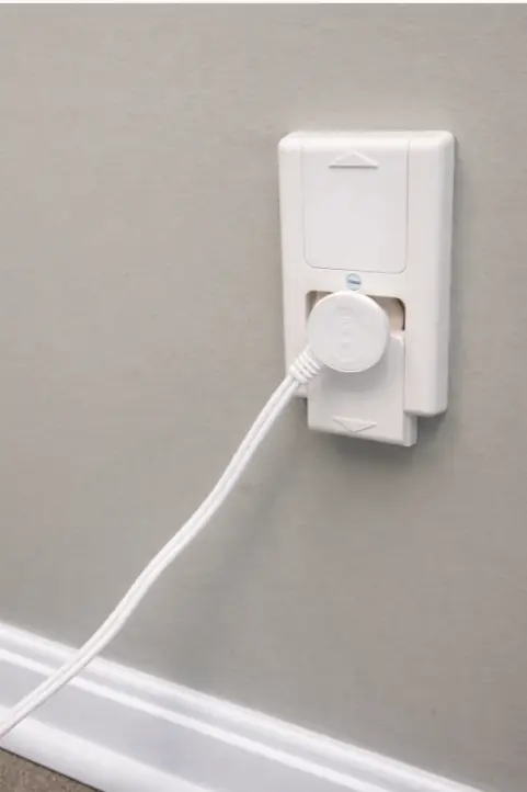 Plug Guard  4 Pack – Baby-Proof Your Outlets While Sealing Out Drafts